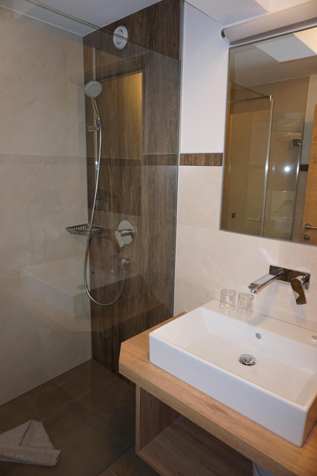 מריה אלם אם שטיינרנן מיר Pension & Appartements Anny מראה חיצוני תמונה
